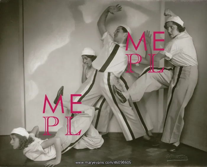 : Hedy Pfundmayr with dancing chorus 1928 : Hedy Pfundmayr with dancing chorus 1928