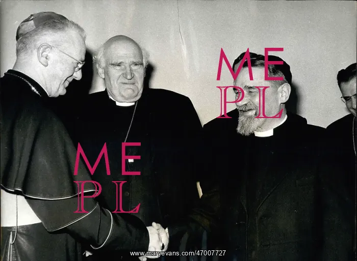 : Heenan, Ramsay and Brodie, religious leaders meeting, London : Heenan, Ramsay and Brodie, religious leaders meeting, London