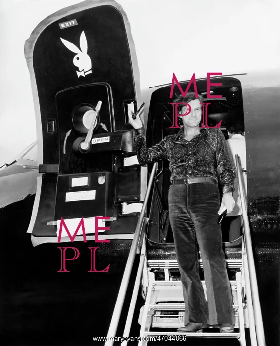 : Hefner Visits London : Hefner Visits London