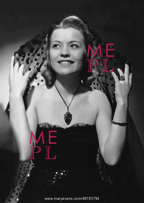 : Heidemarie Hatheyer in The Night in Venice, 1942 : Heidemarie Hatheyer in The Night in Venice, 1942