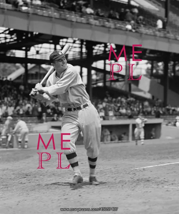 : Heinie Manush in batting stance in his second Major : Heinie Manush in batting stance in his second Major