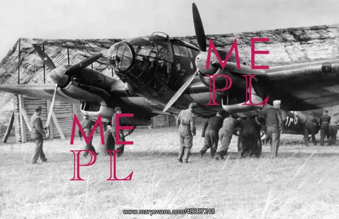 : Heinkel He 111 fighter plane : Heinkel He 111 fighter plane
