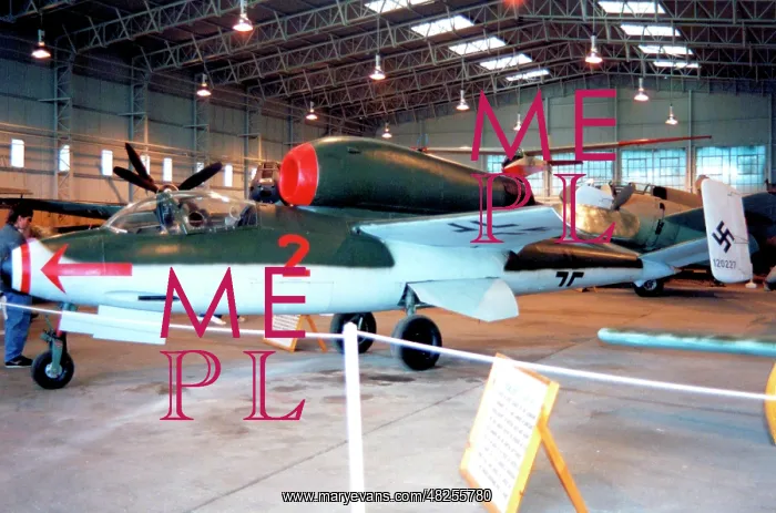 : Heinkel He.162A-2 Salamander 8472M : Heinkel He.162A-2 Salamander 8472M
