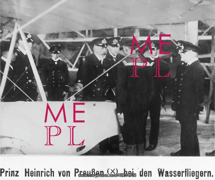 : Heinrich - prince - Germany - Hohenzollern - Beim Segeln und Autofahren : Heinrich - prince - Germany - Hohenzollern - Beim Segeln und Autofahren