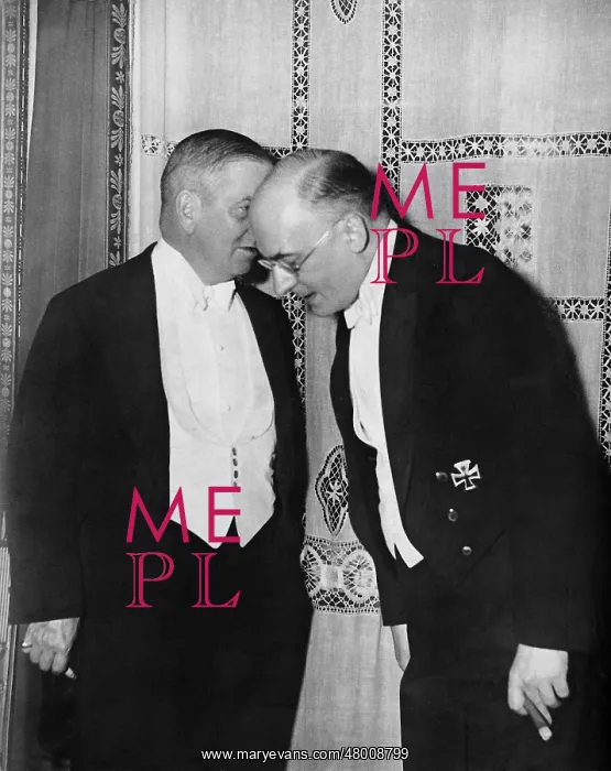 : Heinrich Bruening, 1932 : Heinrich Bruening, 1932