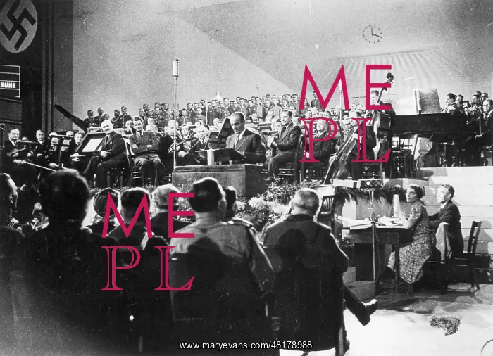  : Heinz Goedecke during the propaganda show Request Programme