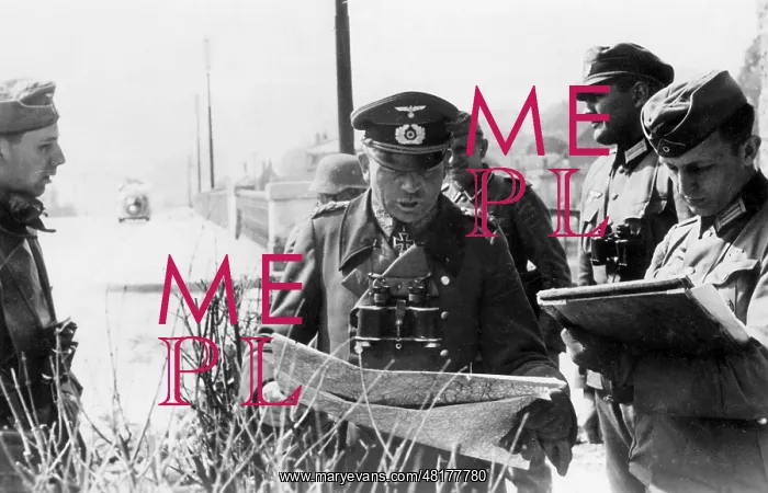 : Heinz Guderian in Langres, 1940 : Heinz Guderian in Langres, 1940