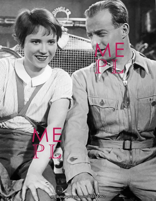 : Heinz Ruehmann and Dolly Haas in Things Are : Heinz Ruehmann and Dolly Haas in Things Are