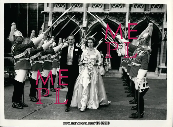 : Heirs - Heiress - Royalty - Socialites : Heirs - Heiress - Royalty - Socialites