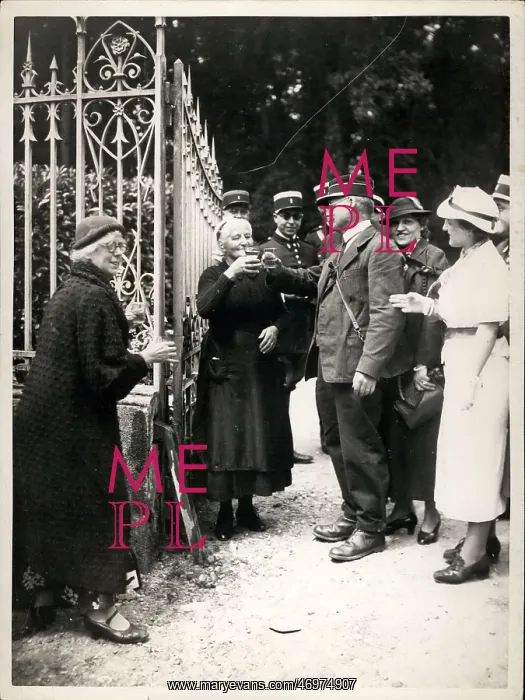 : Heirs - Heiress - Royalty - Socialites : Heirs - Heiress - Royalty - Socialites