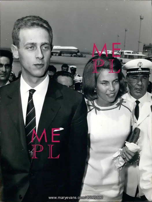 : Heirs - Heiress - Royalty - Socialites : Heirs - Heiress - Royalty - Socialites