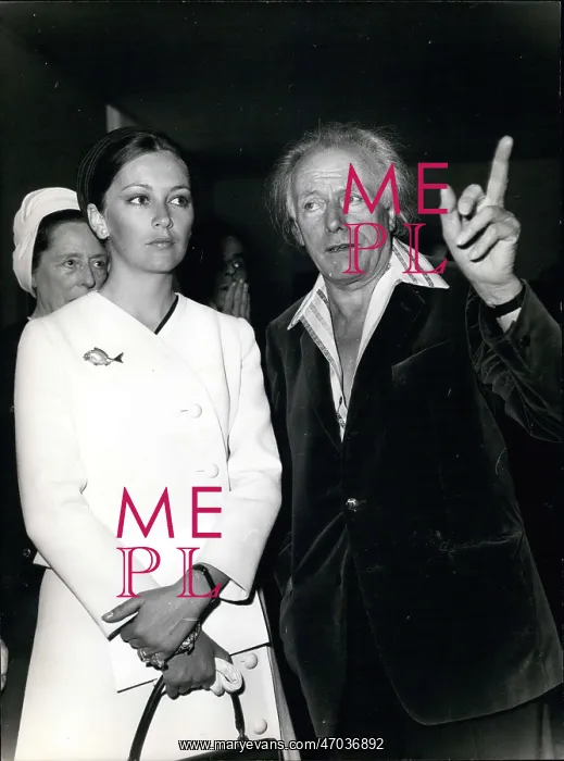 : Heirs - Heiress - Royalty - Socialites : Heirs - Heiress - Royalty - Socialites