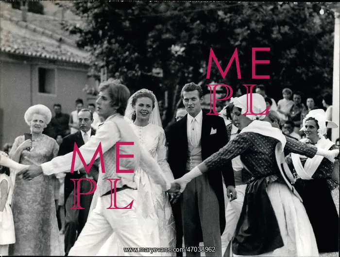 : Heirs - Heiress - Royalty - Socialites : Heirs - Heiress - Royalty - Socialites