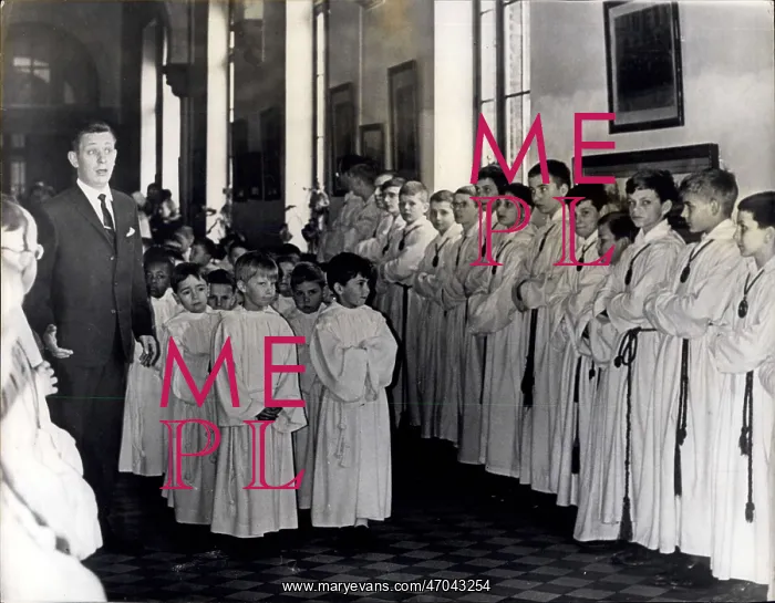 : Heirs - Heiress - Royalty - Socialites : Heirs - Heiress - Royalty - Socialites