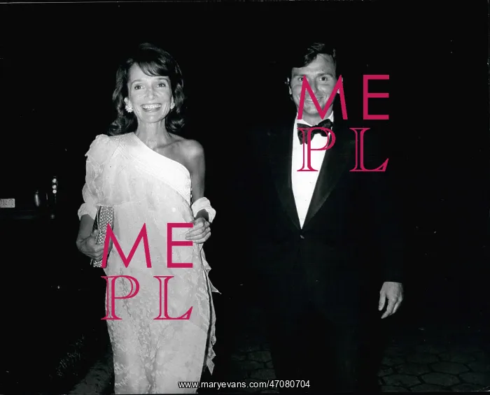 : Heirs - Heiress - Royalty - Socialites : Heirs - Heiress - Royalty - Socialites