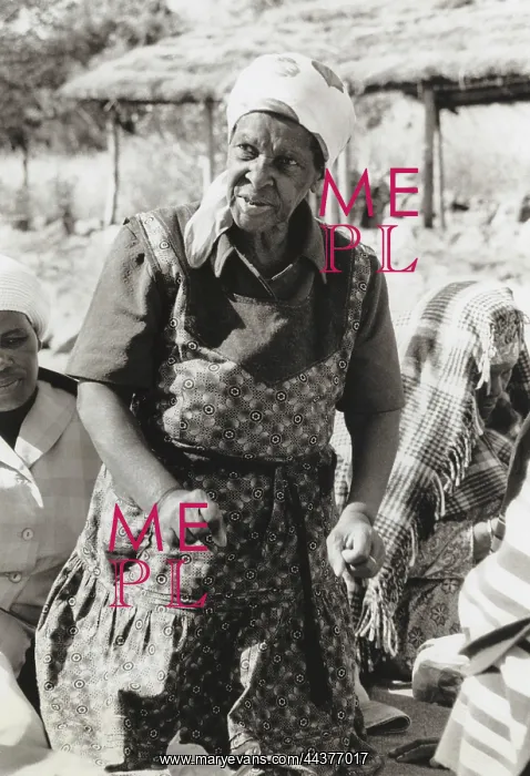 : Helda Gumede, speaking to the community, meeting to : Helda Gumede, speaking to the community, meeting to