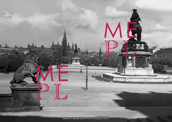 : Heldenplatz (Heroes Square) in Vienna, 1938 : Heldenplatz (Heroes Square) in Vienna, 1938