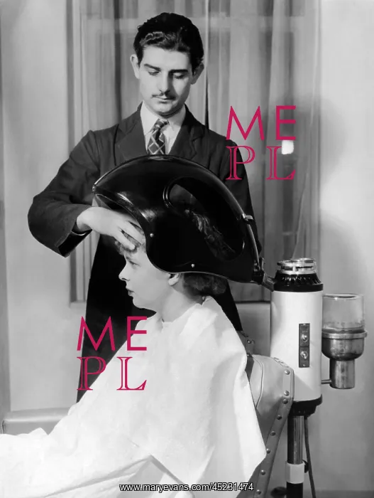 : Helena Rubenstein Fifth Avenue Salon. Client ? : Helena Rubenstein Fifth Avenue Salon. Client ?
