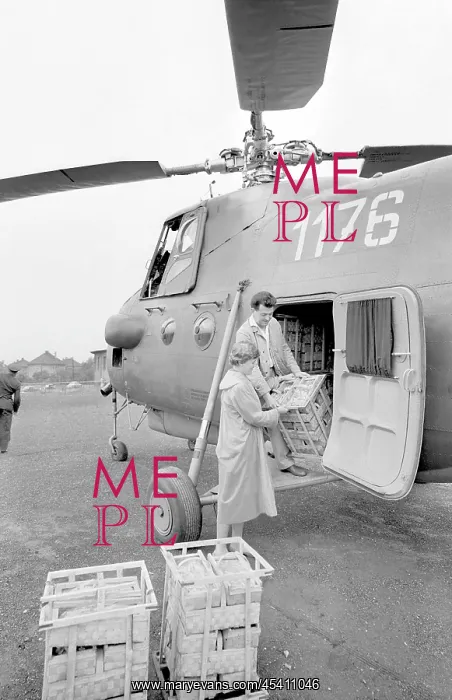 : Helicopter - goods : Helicopter - goods