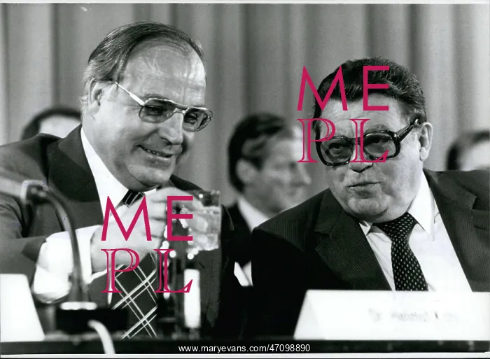: Helmut Kohl and Franz Josef Strauss, CSU Congress in Munich : Helmut Kohl and Franz Josef Strauss, CSU Congress in Munich
