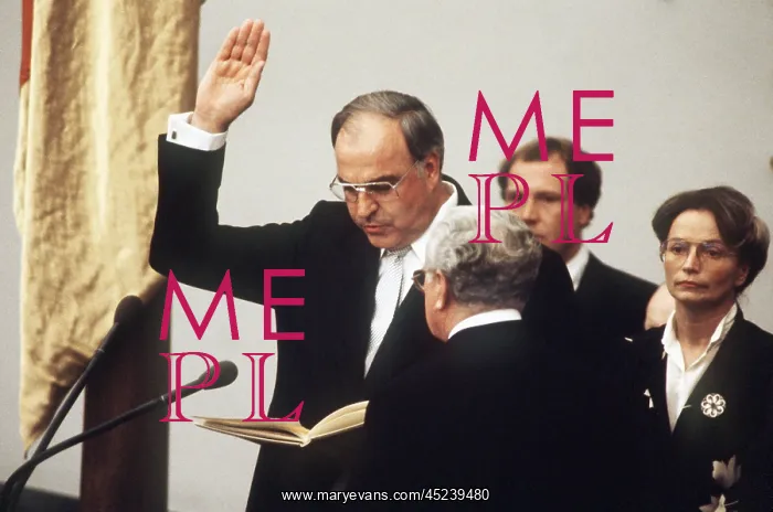 : Helmut Kohl becomes new chancellor : Helmut Kohl becomes new chancellor