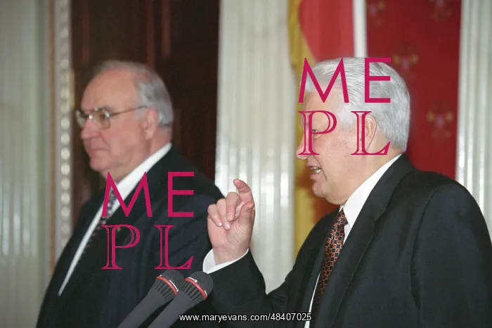 : Helmut Kohl on visit to Russia, 1996 : Helmut Kohl on visit to Russia, 1996