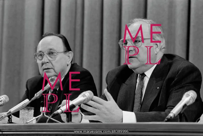 : Helmut Kohl visits USSR : Helmut Kohl visits USSR