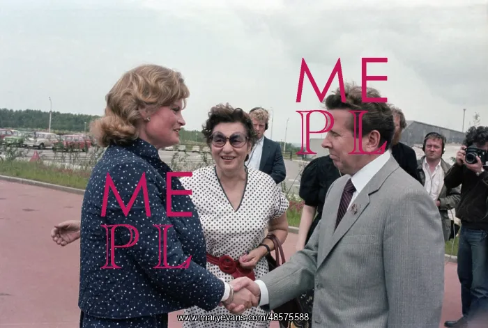 : Helmut Kohl visits USSR : Helmut Kohl visits USSR