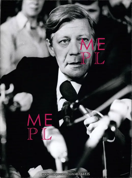 : Helmut Schmidt, Chancellor of West Germany : Helmut Schmidt, Chancellor of West Germany
