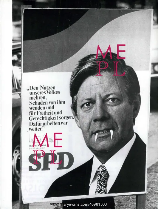 : Helmut Schmidt, German Chancellor, with added teeth : Helmut Schmidt, German Chancellor, with added teeth