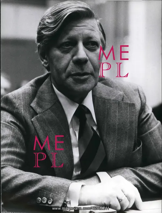 : Helmut Schmidt, German politician : Helmut Schmidt, German politician