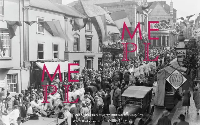 : Helston Furry Dance : Helston Furry Dance