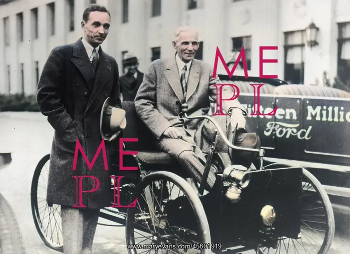: Henry Ford with son Edsel : Henry Ford with son Edsel