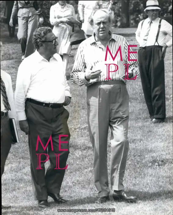 : Henry Kissinger and Christopher Soames, Chartwell, Kent : Henry Kissinger and Christopher Soames, Chartwell, Kent
