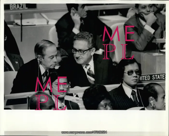 : Henry Kissinger and William Scranton, UN Assembly : Henry Kissinger and William Scranton, UN Assembly