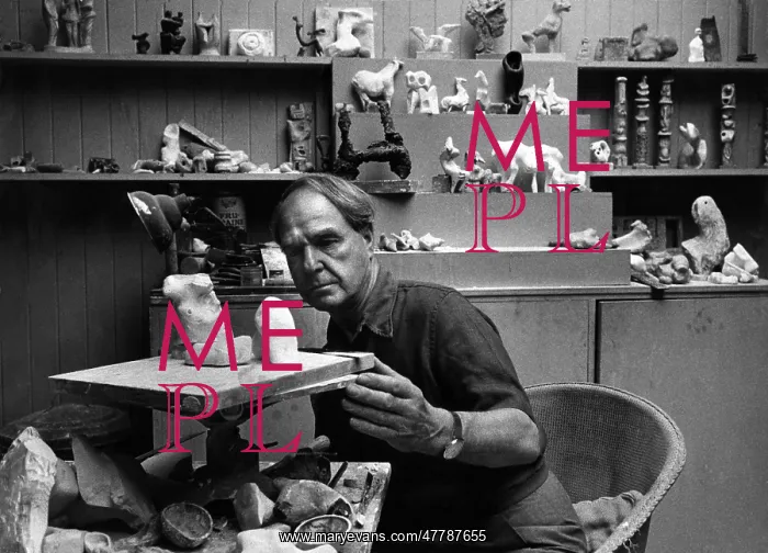 : Henry Moore : Henry Moore