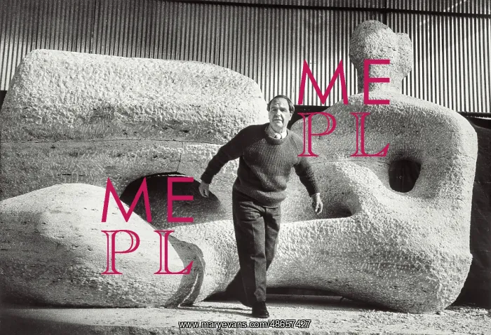 : Henry Moore, sculptor, (1898-1986) : Henry Moore, sculptor, (1898-1986)