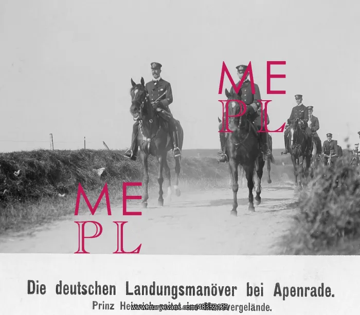 : Henry of Prussia during the landing manoeuvre : Henry of Prussia during the landing manoeuvre