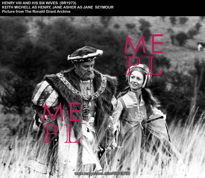 : HENRY VIII AND HIS SIX WIVES : HENRY VIII AND HIS SIX WIVES