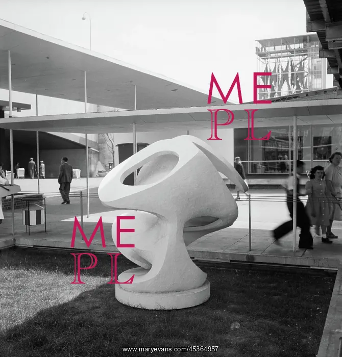 : Hepworth sculpture : Hepworth sculpture