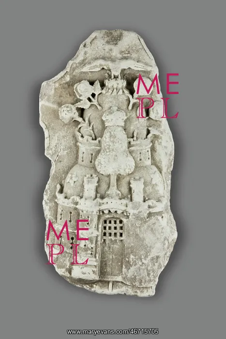 : Heraldic shield, Hampton Court Palace, 1536 : Heraldic shield, Hampton Court Palace, 1536