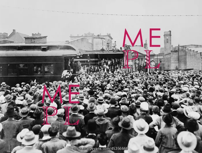 : Herbert Hoover's whistle stop campaign train during : Herbert Hoover's whistle stop campaign train during