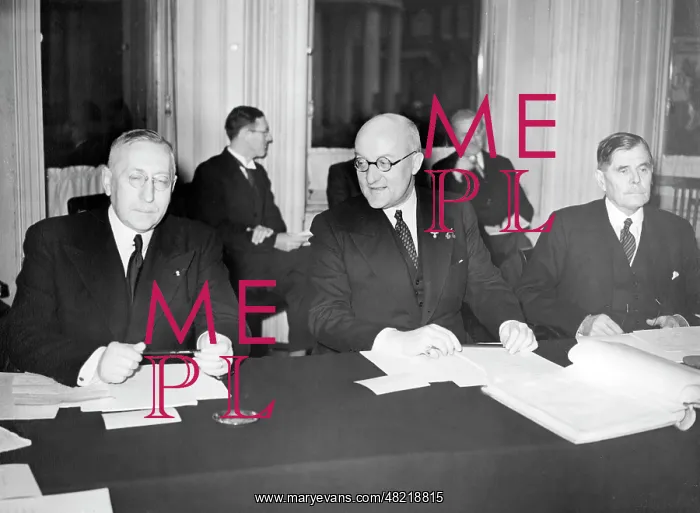 : Herbert von Dirksen : Herbert von Dirksen