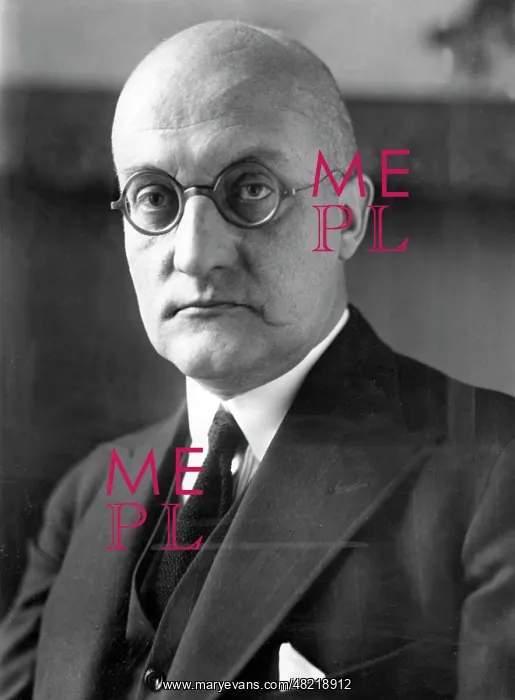 : Herbert von Dirksen : Herbert von Dirksen