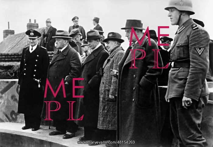 : Hermann Burt, Edwin Dwinger, August Hinrichs and Eugen Roth : Hermann Burt, Edwin Dwinger, August Hinrichs and Eugen Roth