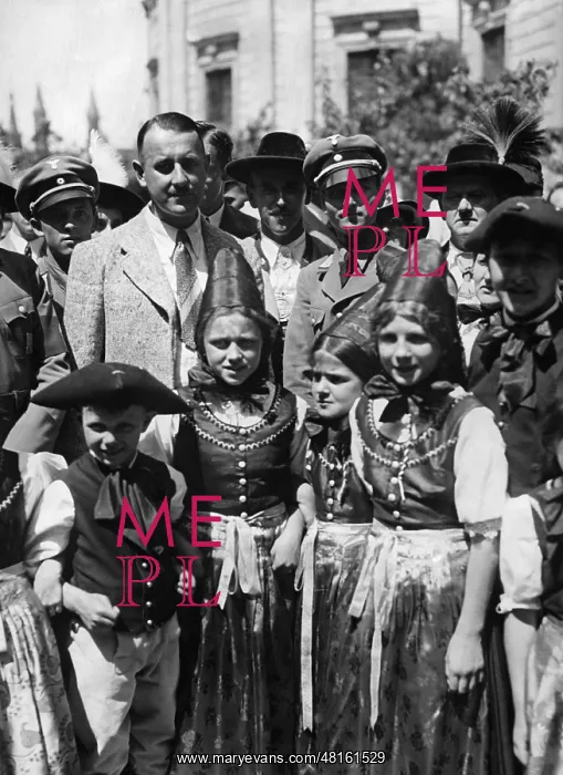 : Hermann Esser : Hermann Esser