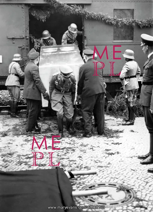 : Hermann Goering : Hermann Goering