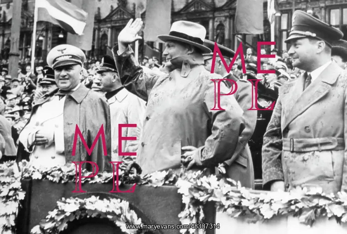 : Hermann Goering at the 5th KdF Reichstag, 1939 : Hermann Goering at the 5th KdF Reichstag, 1939