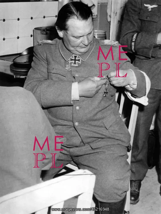 : Hermann Goering in American captivity : Hermann Goering in American captivity