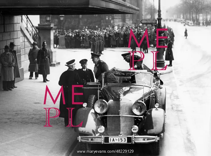 : Hermann Goering before the Berlin State Opera, 1935 : Hermann Goering before the Berlin State Opera, 1935